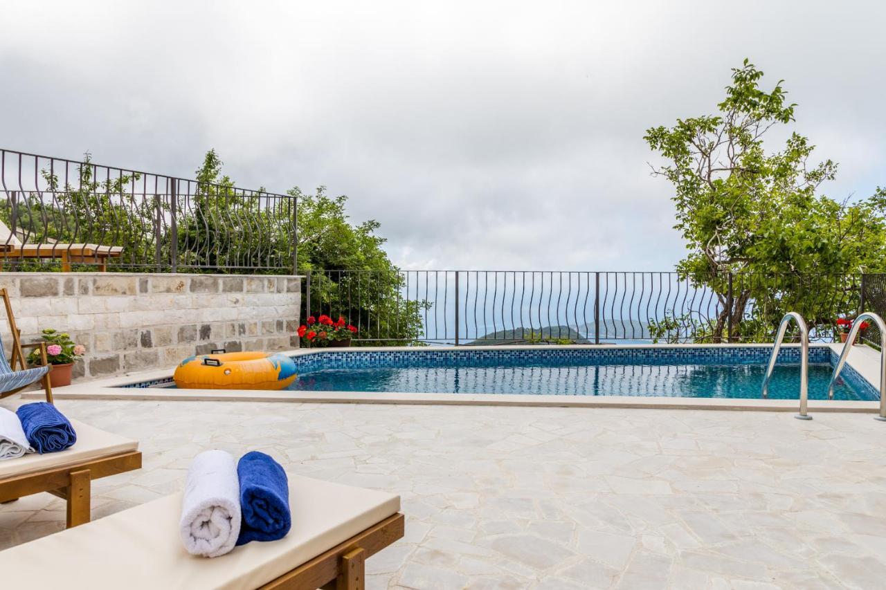Villa Ladera Lapcici Budva