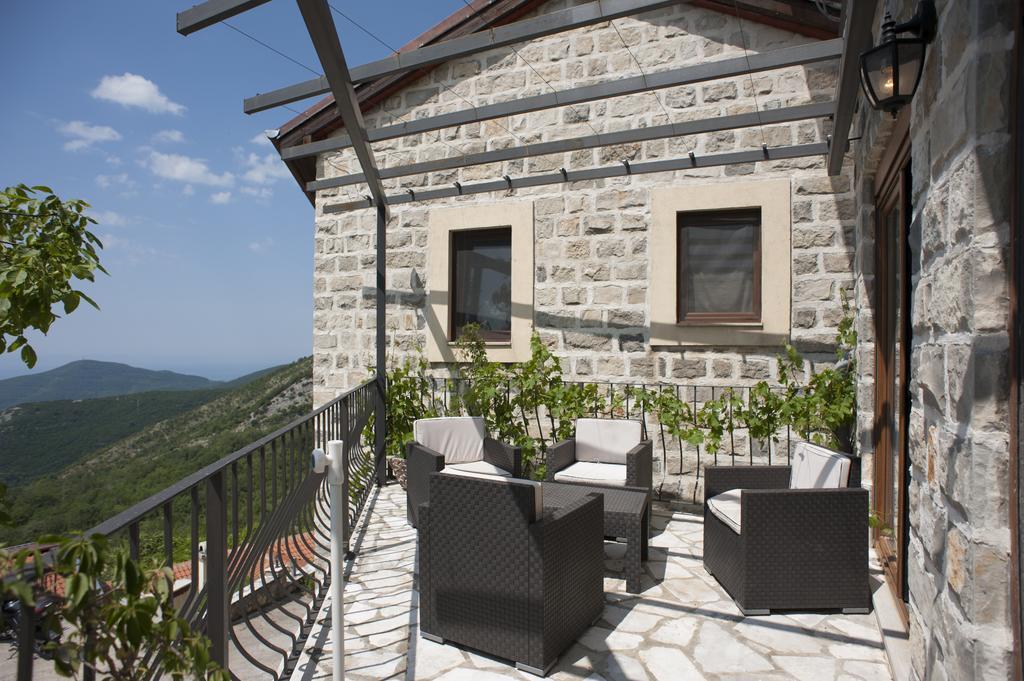 Ladera Lapcici Budva